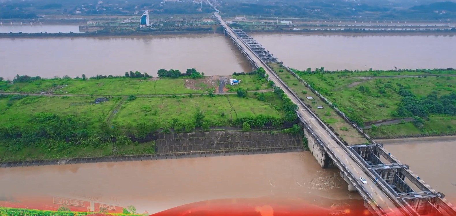 多措并舉強綜治，千方百計維穩定